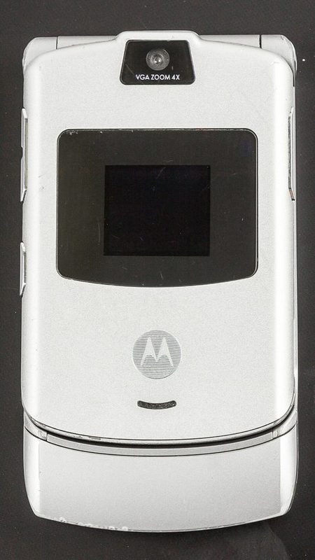 Motorola V3