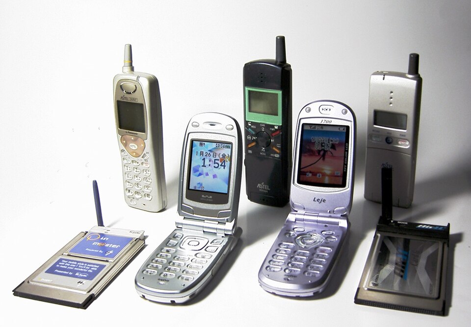PHS phones